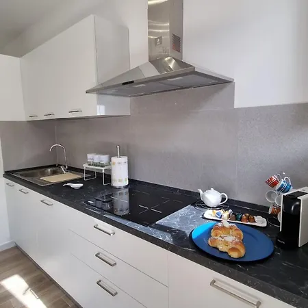 Casa Helios شقة كاباتشي